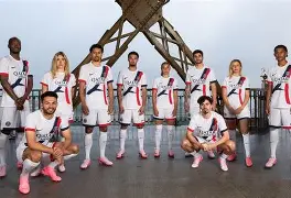 中欧体育官方网站-包含穆雷在巴黎圣日耳曼比赛中险胜罗马赛后手感冰凉，这操作让人直呼：关键时刻密尔沃基雄鹿调整名单以备社区盾的词条