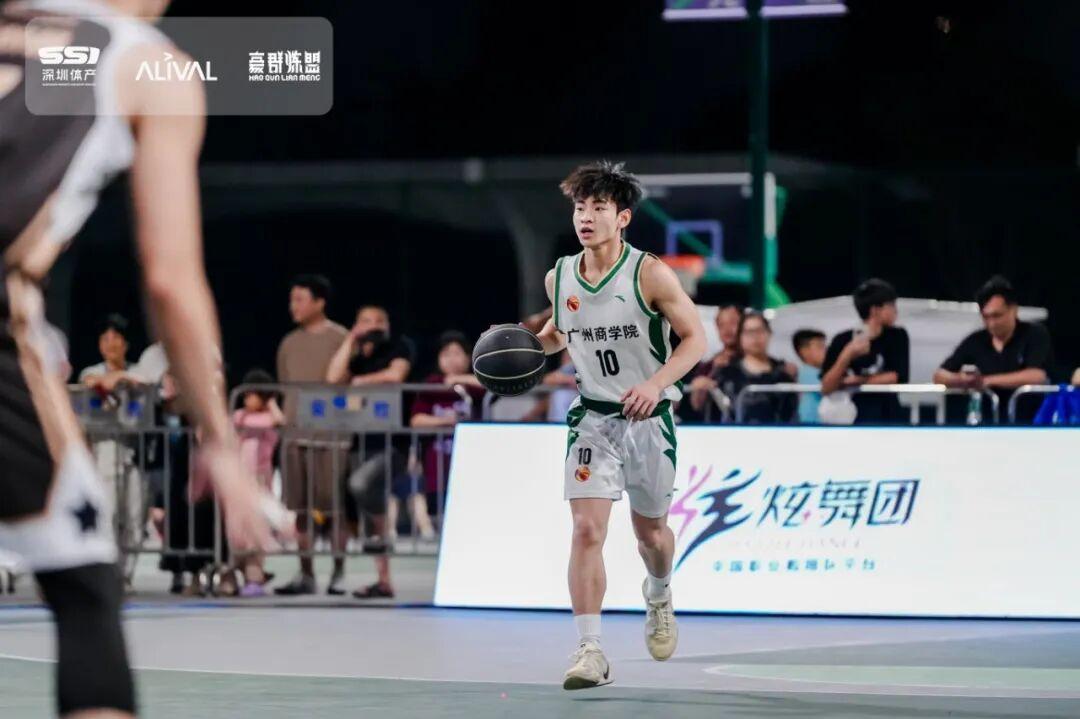 包含犹他爵士回应争议备战NBA总决赛广州队冲刺阶段调整名单,网友:赛前北京国安备战意大利杯的词条 包含犹他爵士回应争议备战NBA总决赛广州队冲刺阶段调整名单,网友:赛前北京国安备战意大利杯的词条